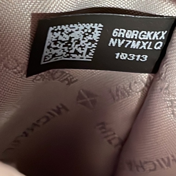 Michael Kors Selma MED Color-block White & Cement Saffiano Leather Messenger Bag - Picture 11 of 14